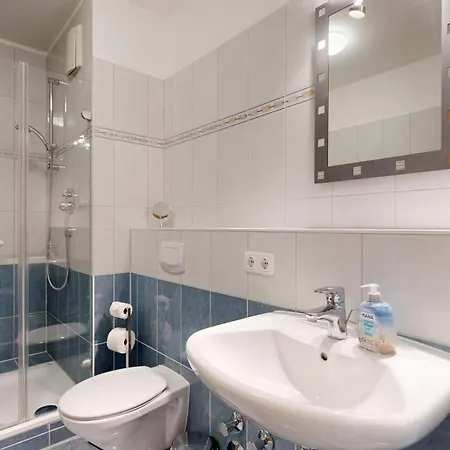 Strandnahe Mit Balkon, Residenz Bel Vital 04, * Binz